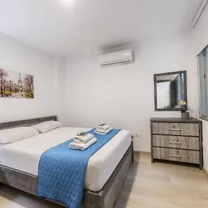 Apartment C-premium Apts 100m From And Centre, Larnaca